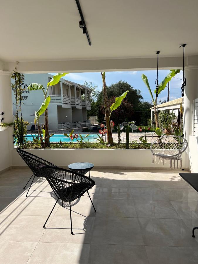 Three Seasons Apartment Kávos Екстериор снимка